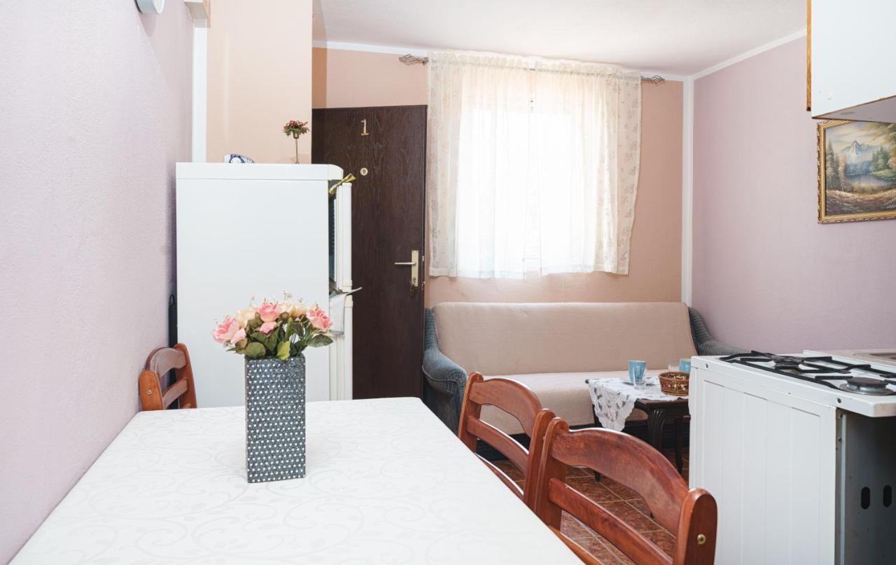Apartmani Krizanovic Vodice Exterior foto