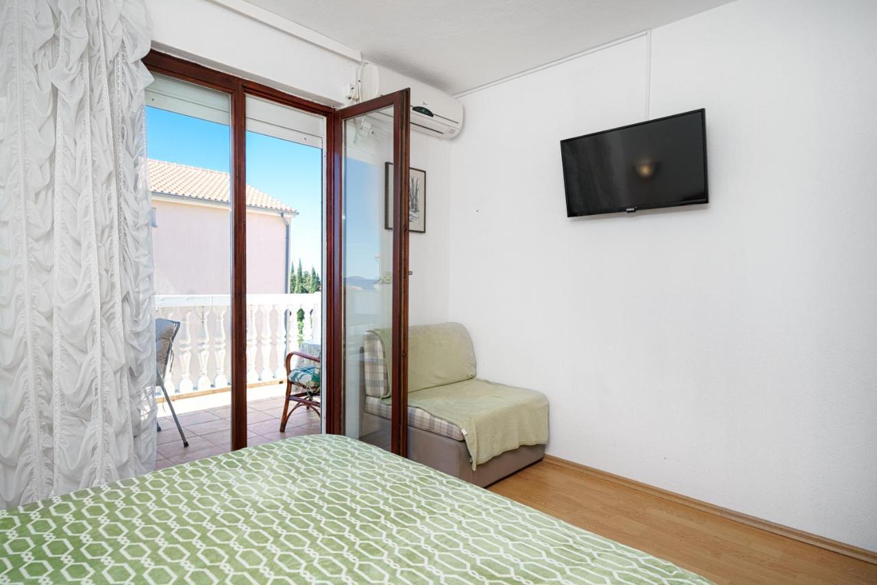 Apartmani Krizanovic Vodice Exterior foto